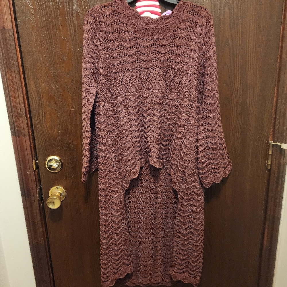 High low brown sweater small